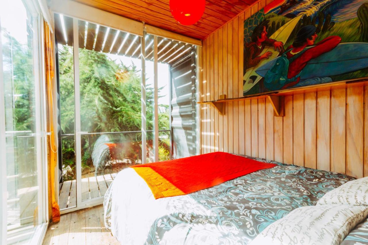 Sirena Insolente Hostel & Suites 皮奇勒姆 外观 照片