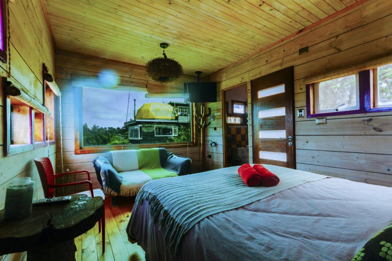 Sirena Insolente Hostel & Suites 皮奇勒姆 外观 照片