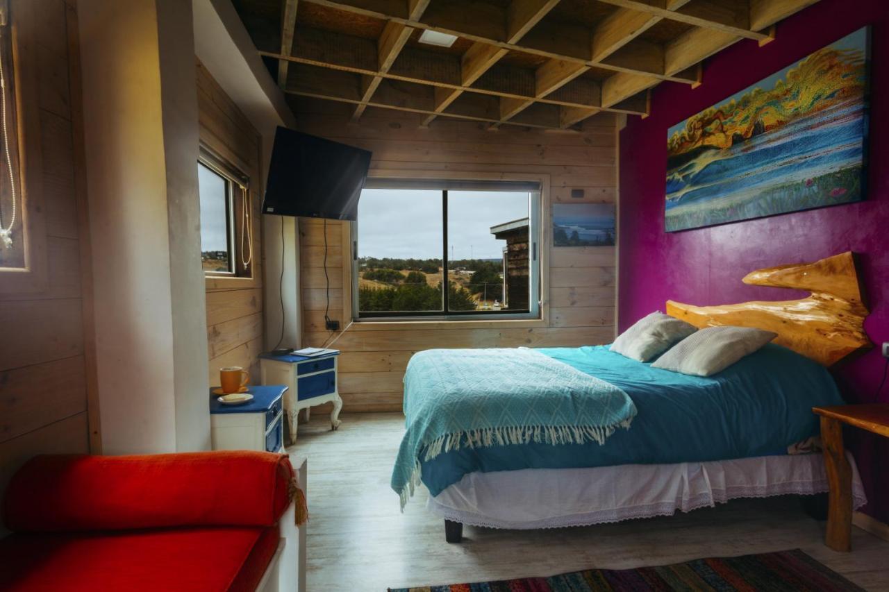 Sirena Insolente Hostel & Suites 皮奇勒姆 外观 照片