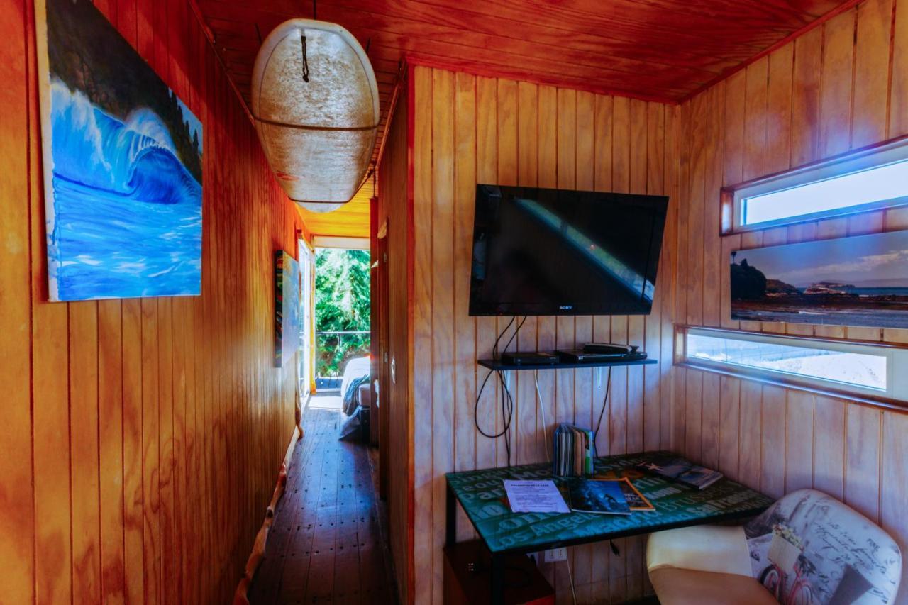 Sirena Insolente Hostel & Suites 皮奇勒姆 外观 照片