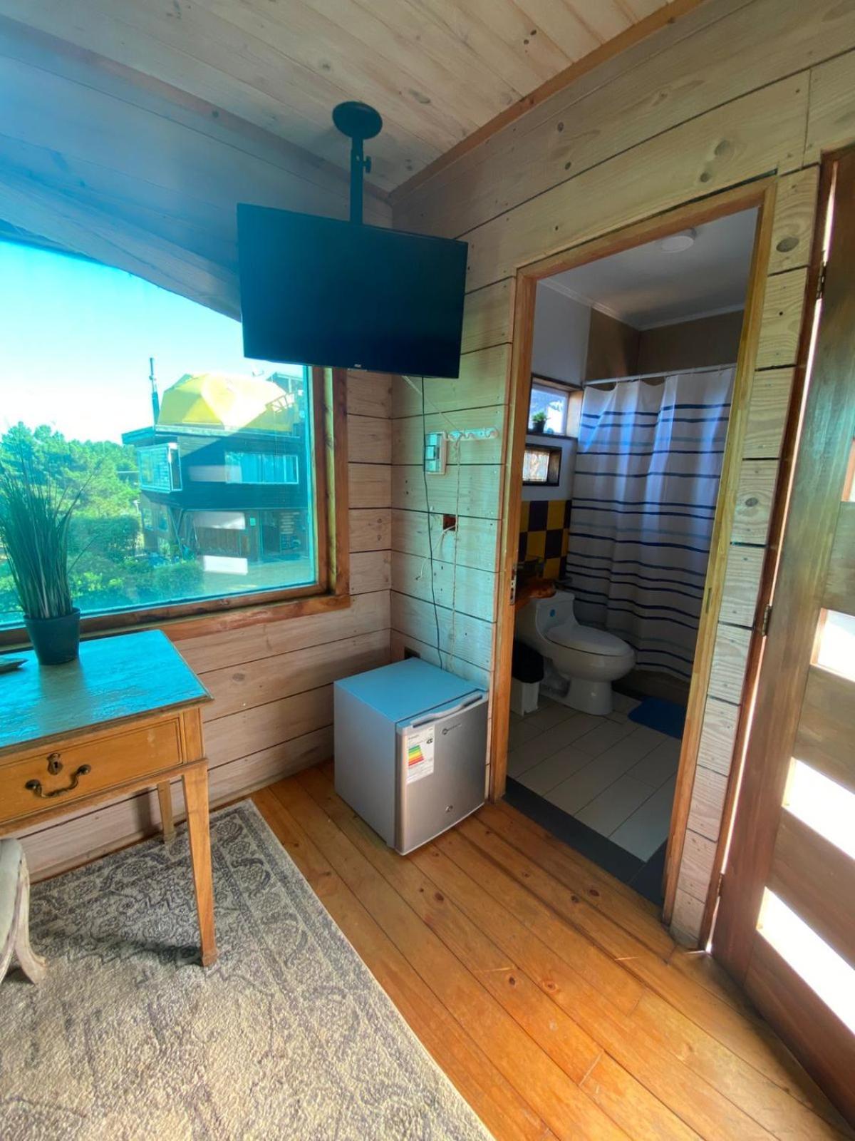 Sirena Insolente Hostel & Suites 皮奇勒姆 外观 照片
